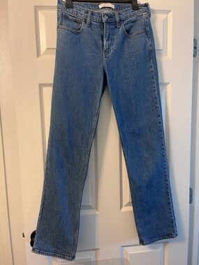 Abercrombie and Fitch 90s straight mid rise jeans 27 long